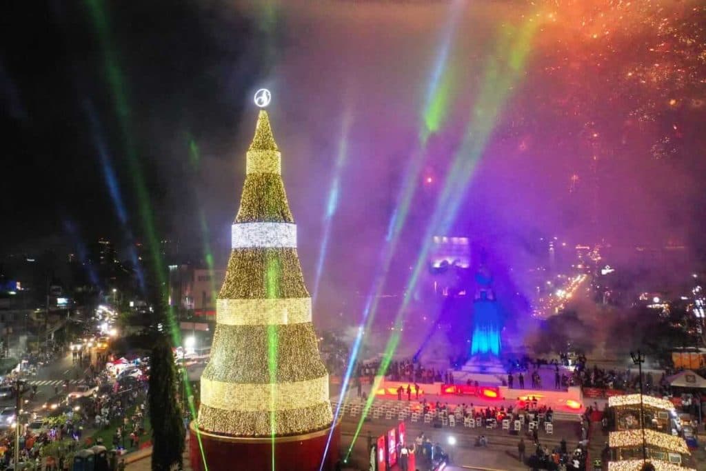 Mañana inauguran el árbol navideño de Salvador del Mundo