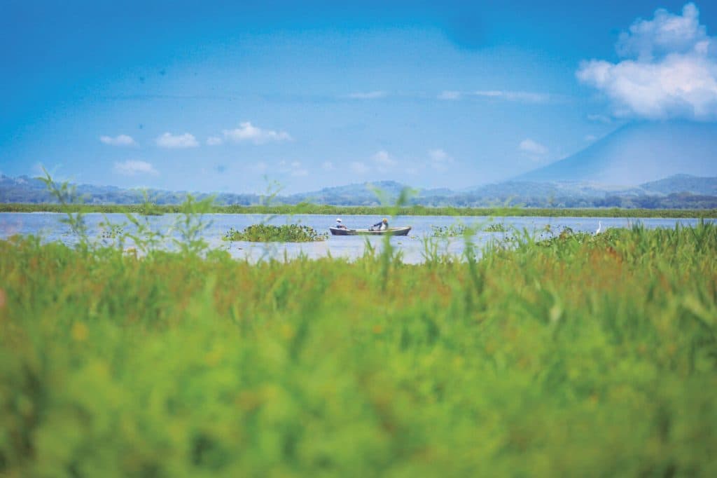 Lagos y lagunas: espejos de historia