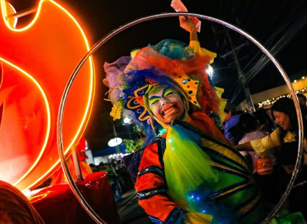 San Miguel se llena de color con la edición 65 de su famoso carnaval