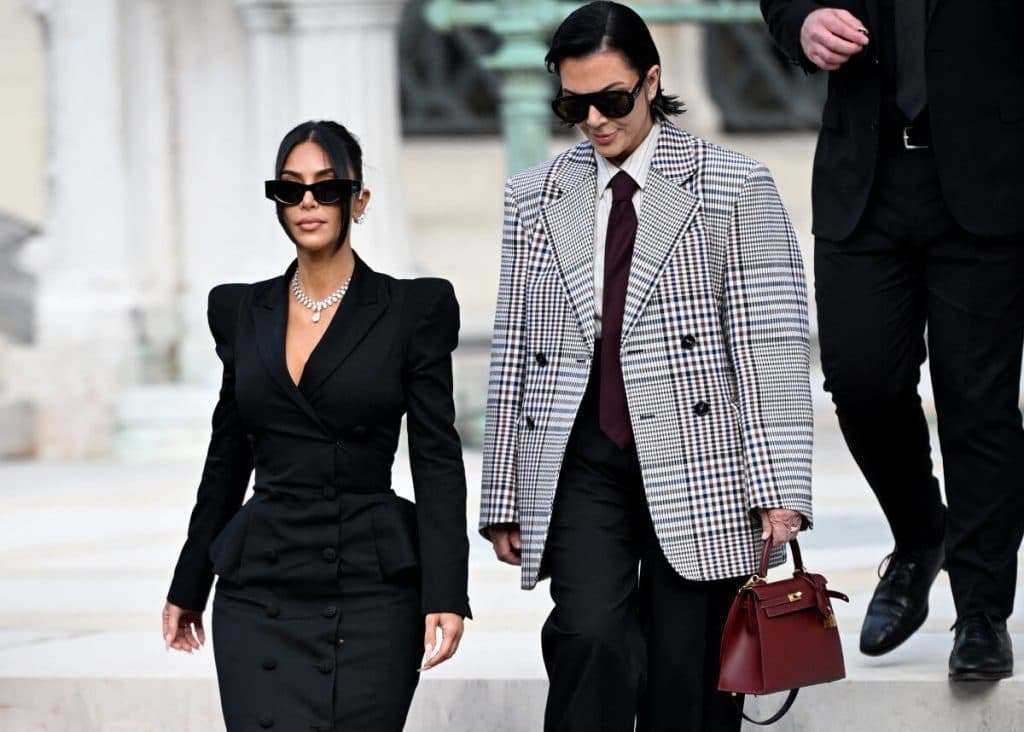 Kim Kardashian pide 1 euro simbólico a los «abuelitos atracadores» en juicio en Francia