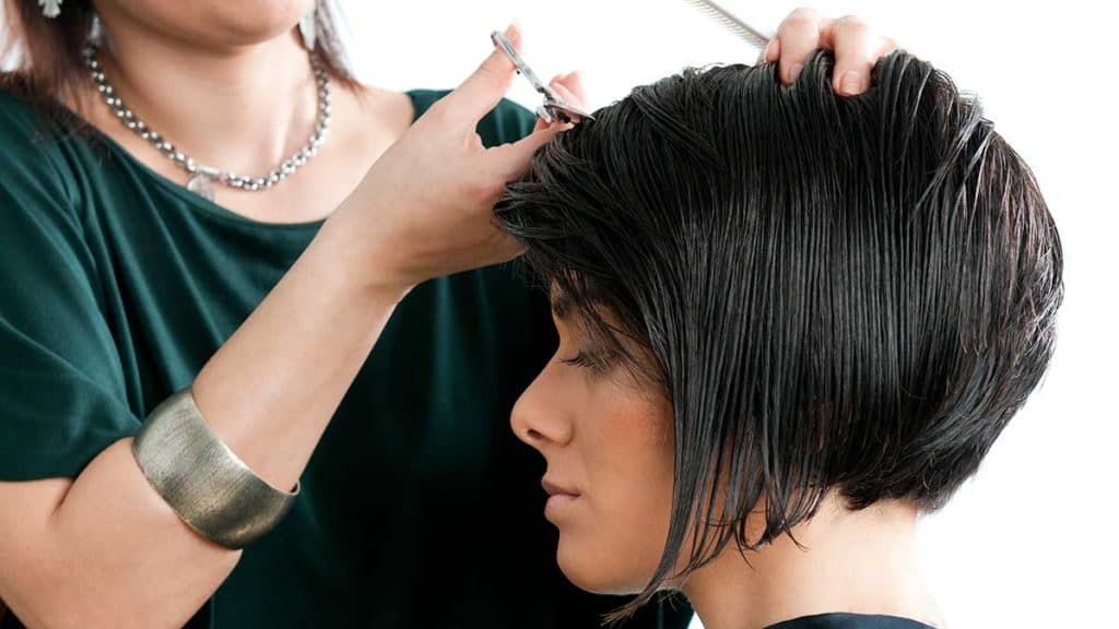 Conoce las mejores fechas de junio para un corte de cabello