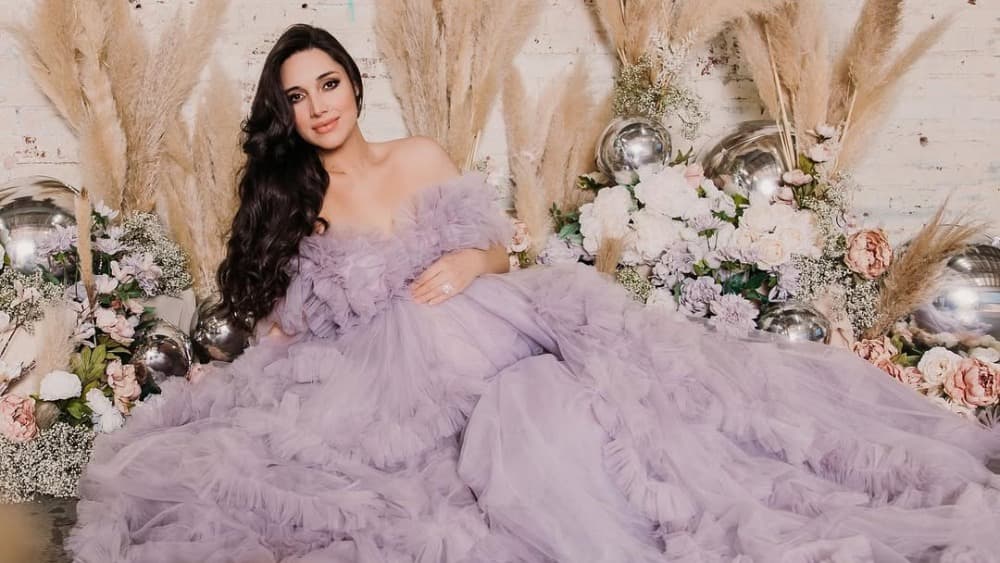 Amelia Vega, Miss Universo 2003, está en la dulce espera de su sexto hijo