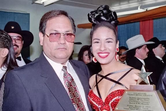 Fallece Abraham Quintanilla, padre de Selena, a los 86 años