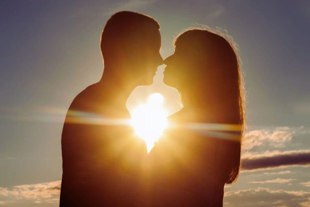El ritual perfecto para atraer el amor en este 2026