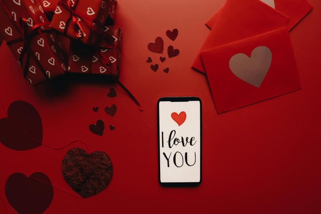 Tecnología y romance: cómo celebrar San Valentín con ayuda de la IA