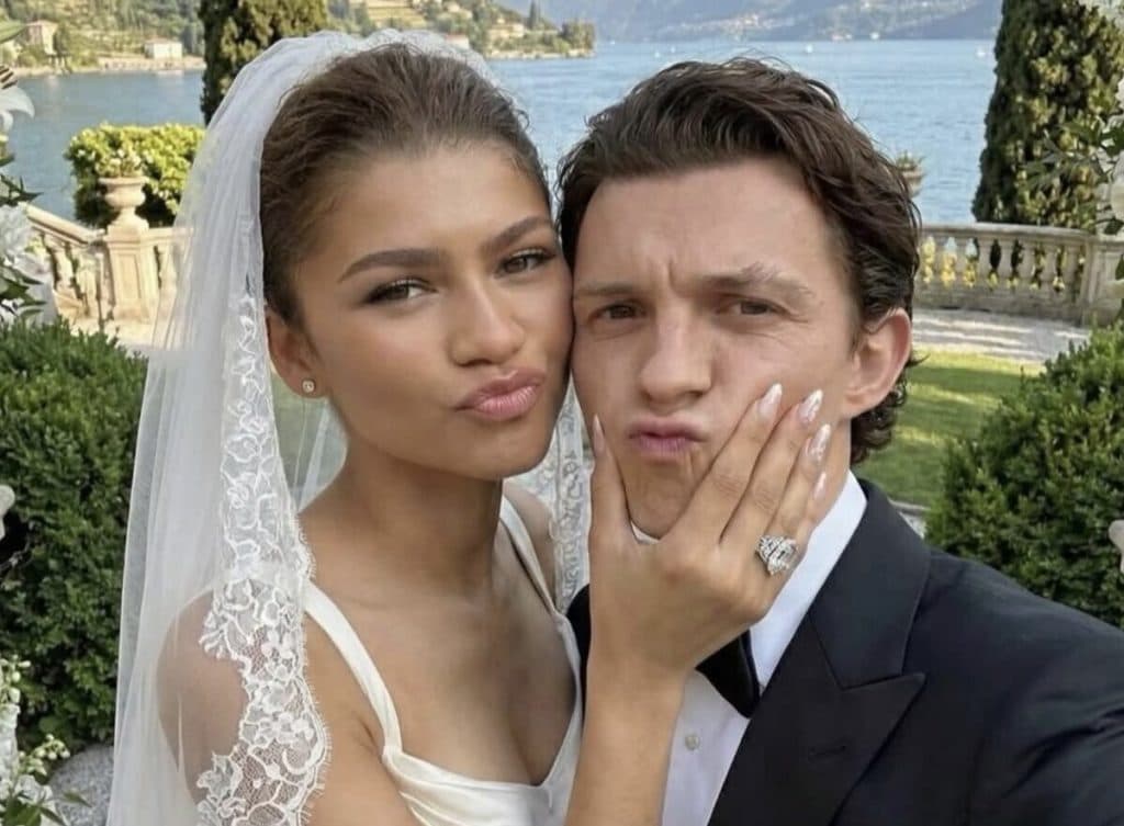 Zendaya asegura que fotos que se viralizaron en redes de su boda son falsas