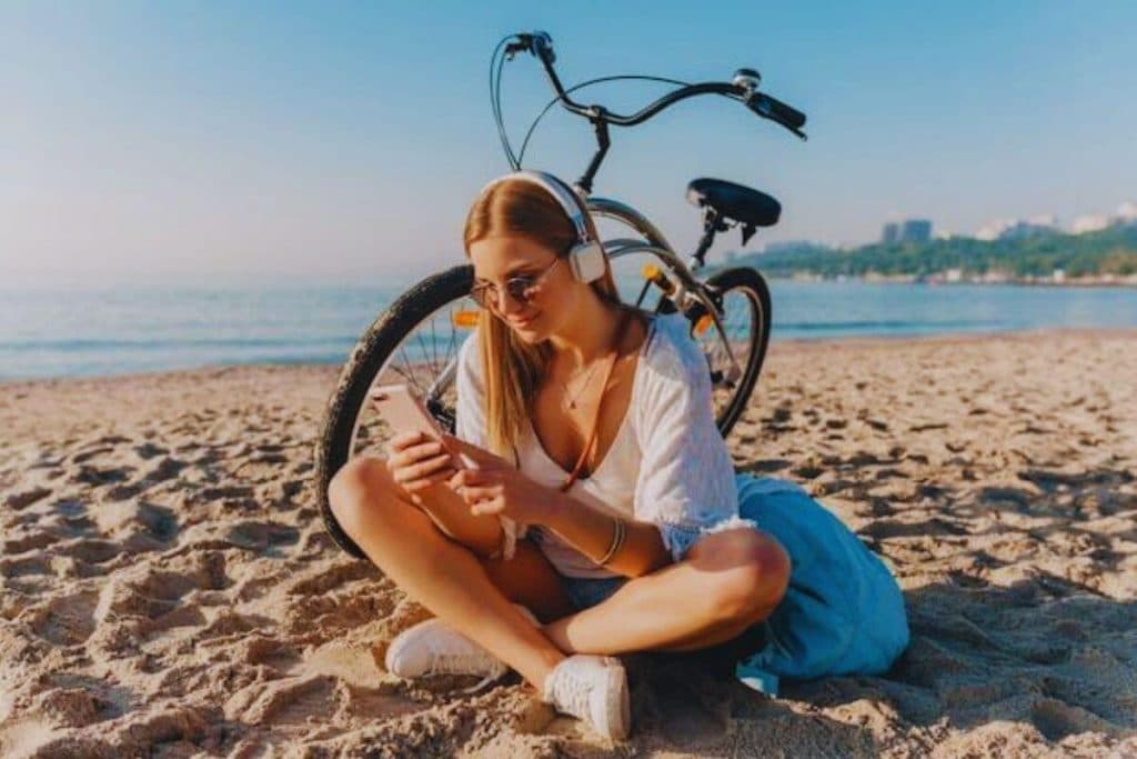 Playlist del verano: Hits y clásicos para el camino a la playa