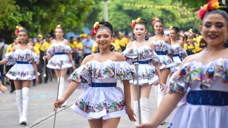 La ciudad de Suchitoto cumple 168 años y lo festeja con coloridas actividades