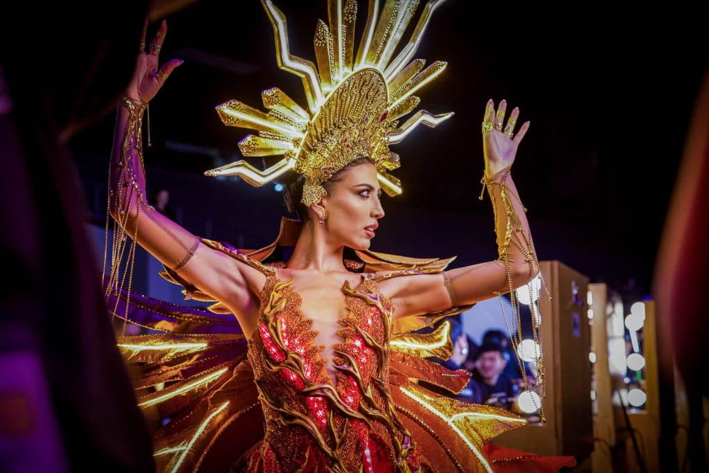 Una noche mágica de trajes típicos en Miss Universo 2023