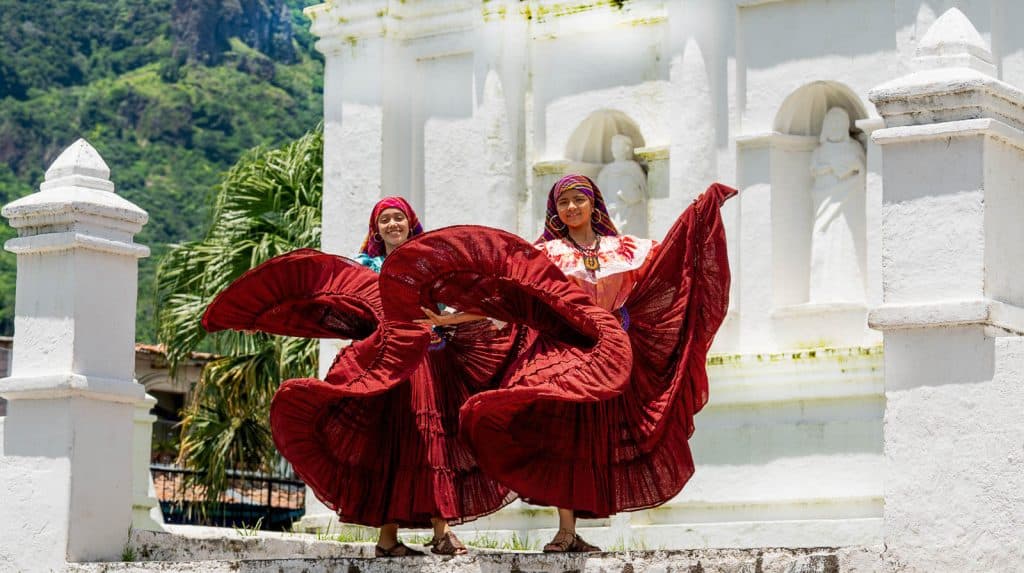La identidad detrás del traje