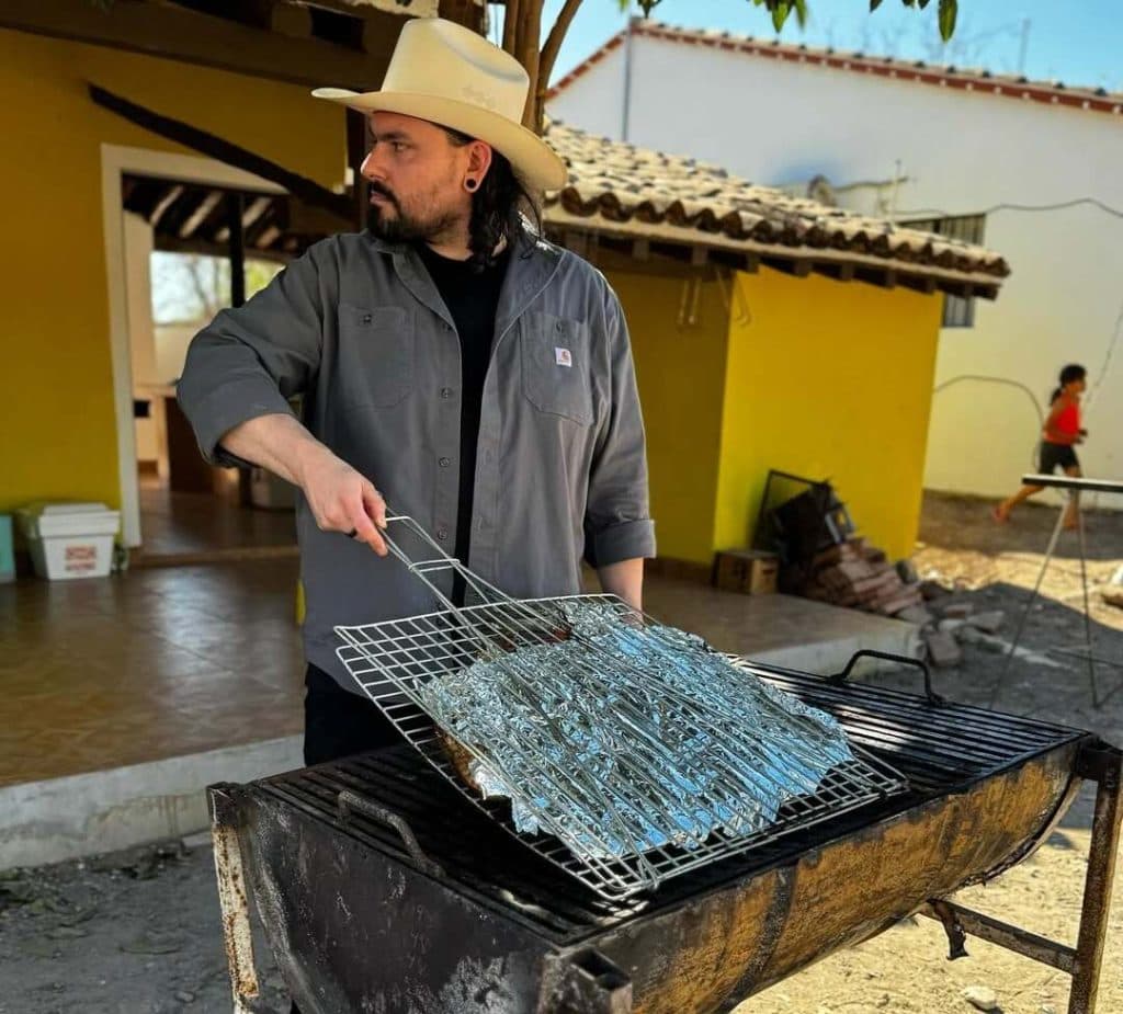 «La Capital», el famoso youtuber visitará a El Salvador para el Master Grill Lechón Challenge