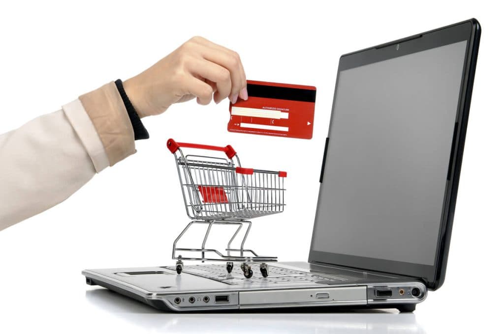 Tips para evitar caer en estafas cibernéticas previo a Black Friday