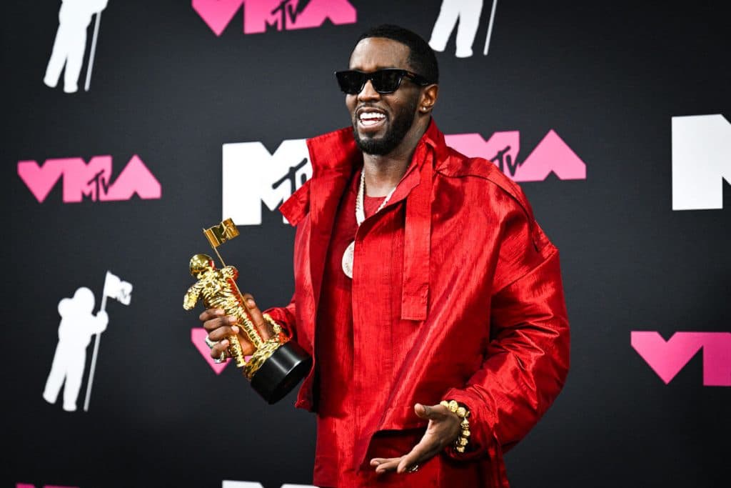 Testigos en el juicio a Diddy Combs describen presuntos ataques de violencia del rapero