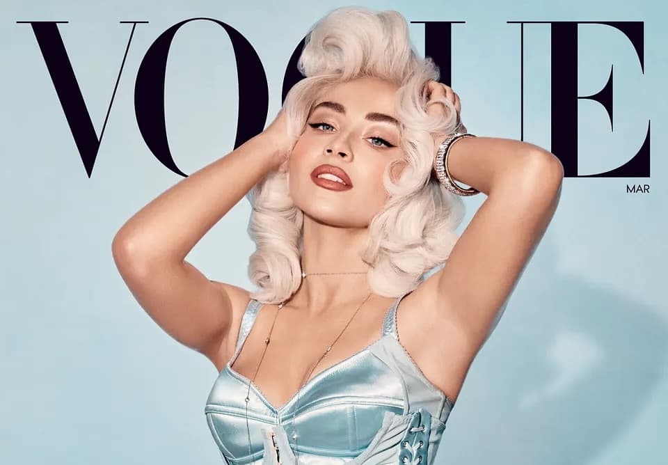 Sabrina Carpenter brilla en la portada de Vogue