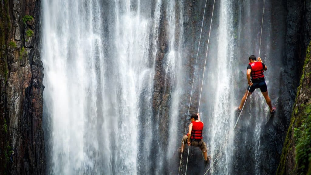 Estos son los deportes extremos que se realizan en las cascadas salvadoreñas