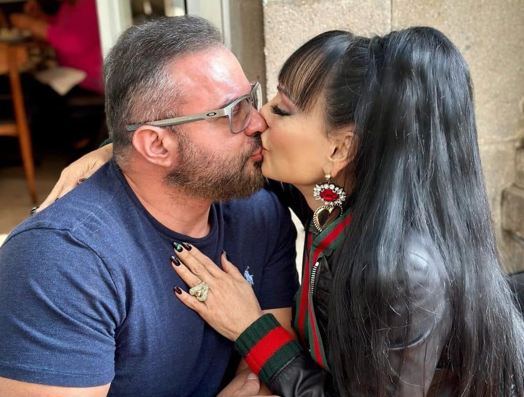 Maribel Guardia rompe silencio y habla sobre supuesta infidelidad de su esposo