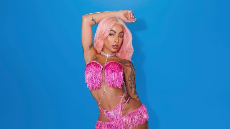 Yailín La Más Viral sorprende con fotos en las que luce su diminuta cintura