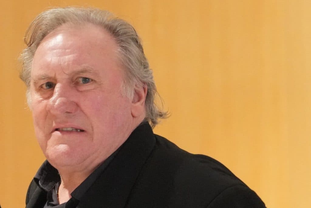 La actriz Fanny Ardant defiende a Depardieu en su juicio por agresiones sexuales
