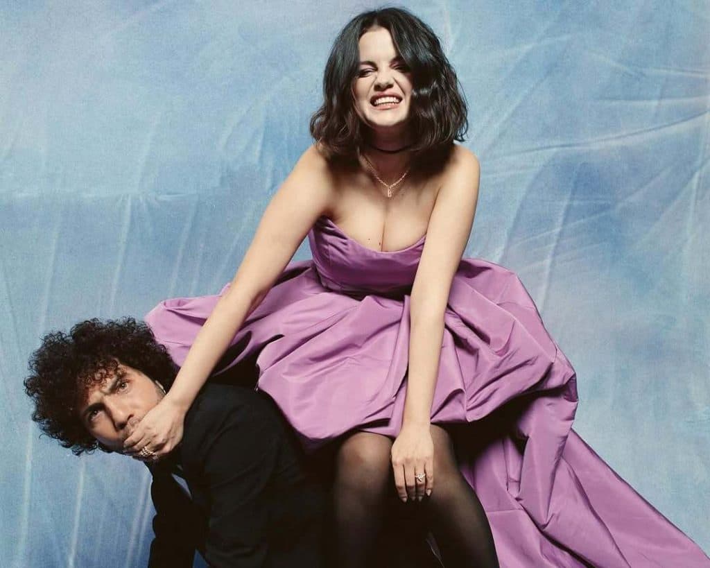Selena Gómez y Benny Blanco comparten inéditas fotos tras la creación su primer álbum juntos