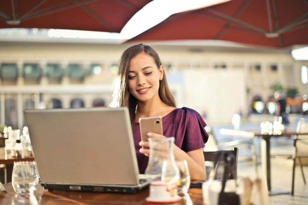 Conoce los riesgos que causa el uso excesivo del celular