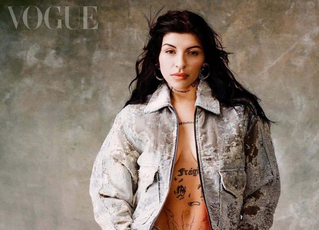 Cazzu sorprende con sexys fotografías y habla sin filtros en revista Vogue