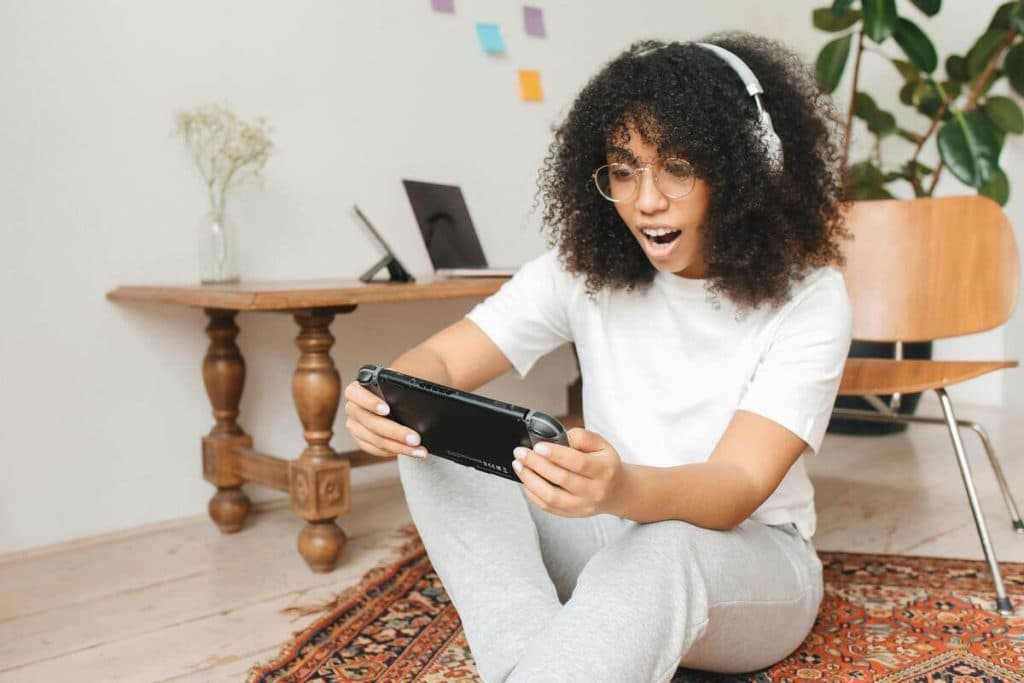 Videojuegos relajantes para disfrutar en casa durante los días de descanso