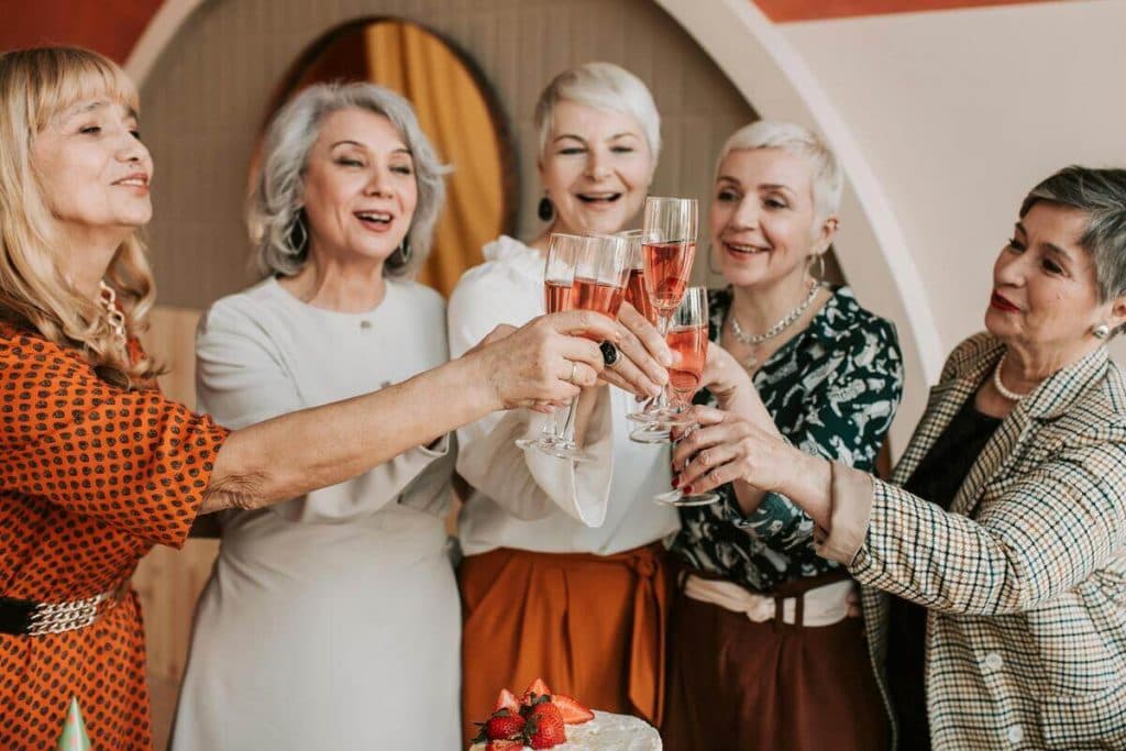 Cócteles sin alcohol elegantes para un brindis con mamá