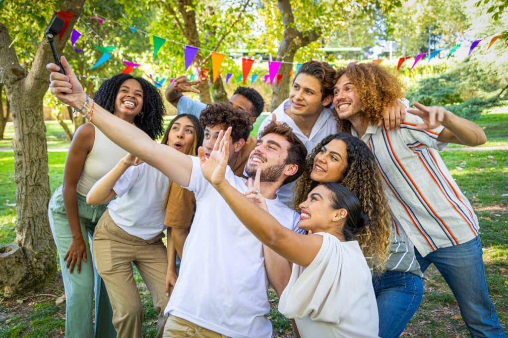 Descubre porqué los Millennials han adoptado una nueva manera de vivir el paso del tiempo