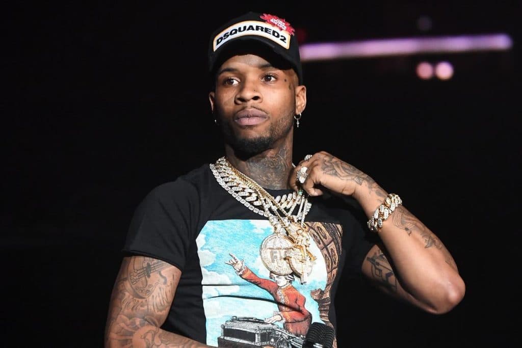 Rapero Tory Lanez es atacado en prisión de California