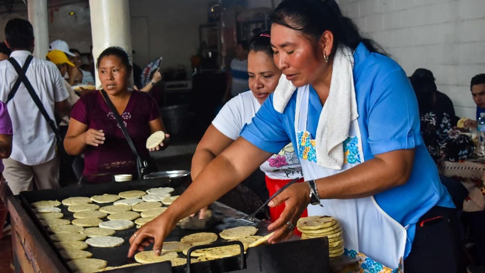 ¿Sabes por qué en El Salvador se les dice “chengas” a las tortillas?