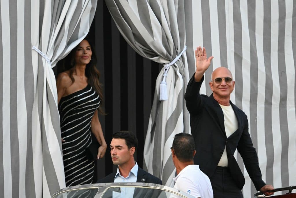 Yates, estrellas y VIP inundan Venecia para la boda de Jeff Bezos
