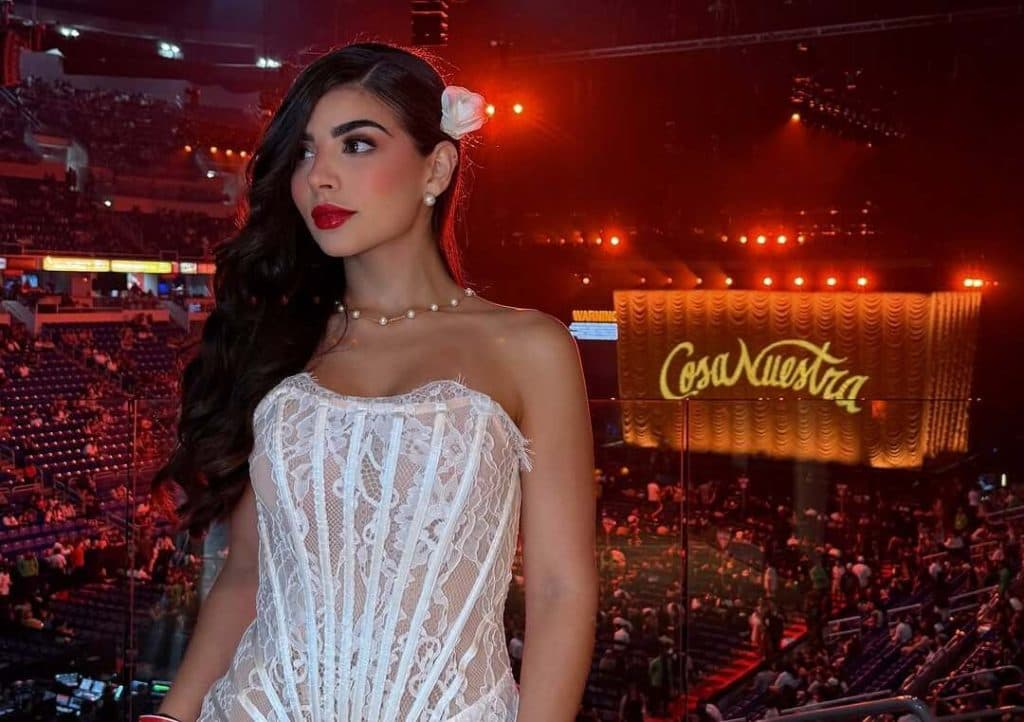 Adriana Hasbún vive la experiencia de Carolina Herrera en el concierto de Rauw Alejandro