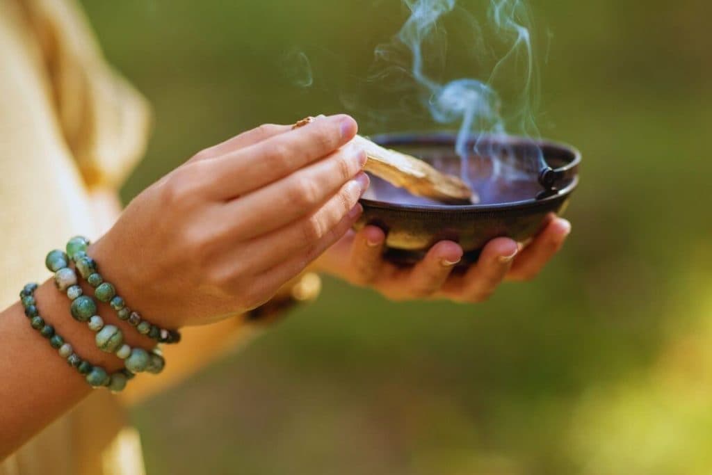 El ritual que necesita tu signo para cortar las energías tóxicas