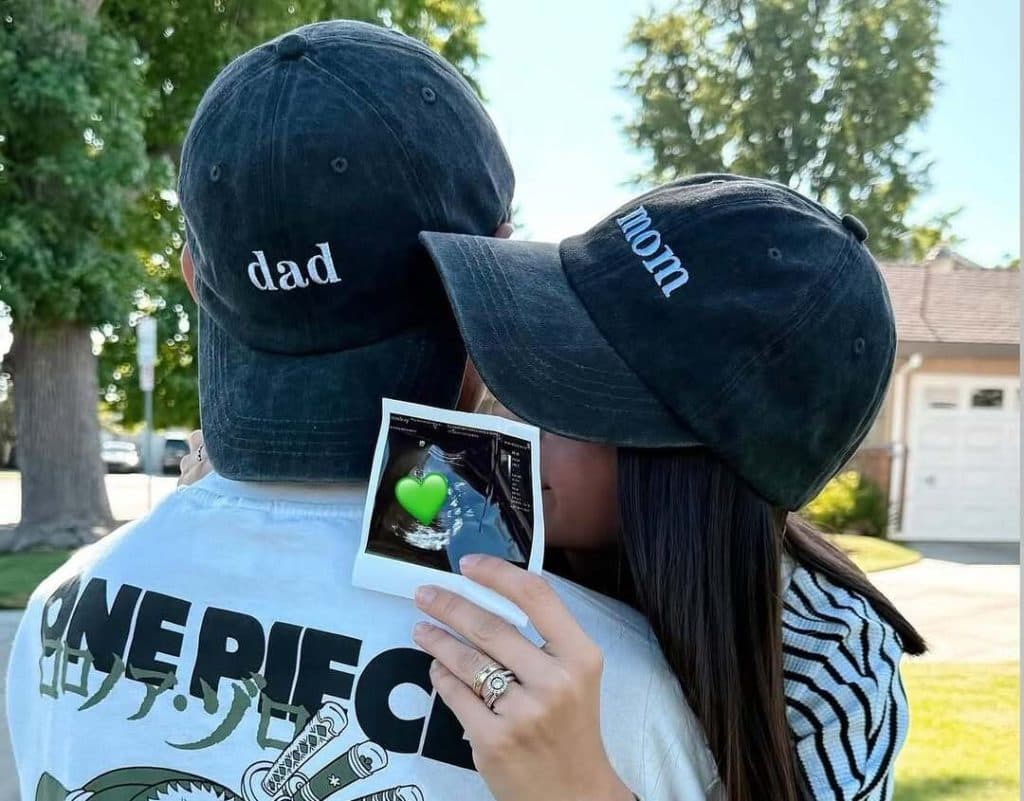 Fernanfloo y su esposa anuncian que esperan su primer bebé