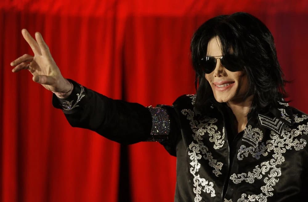 Un calcetín de Michael Jackson, subastado por 6.200 euros