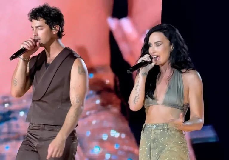 ¡Reencuentro icónico! Demi Lovato y Joe Jonas reviven la magia de Camp Rock 15 años después