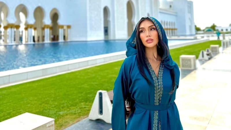 La salvadoreña Florence García deslumbra con su belleza desde Emiratos Árabes Unidos