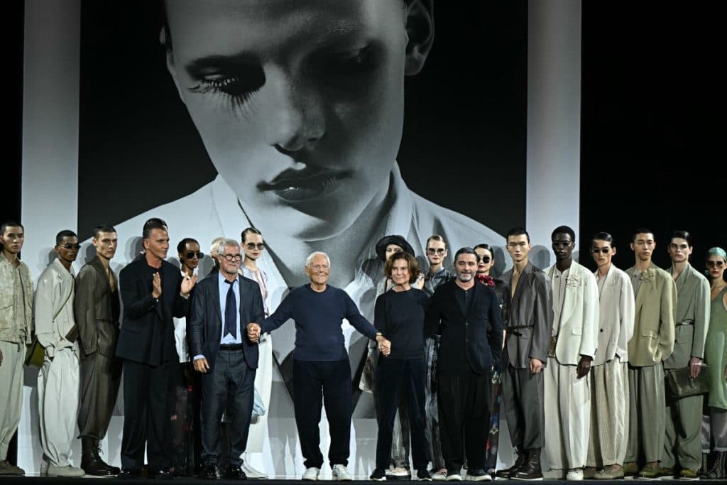 Tommy Hilfiger, Ralph Lauren y Michael Kors rinden tributo al «ícono» Giorgio Armani