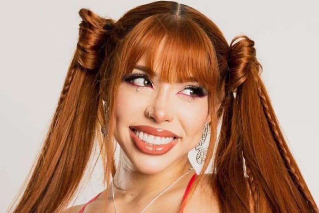Yeri Mua, la «Bratz Jarocha», llega a El Salvador en diciembre