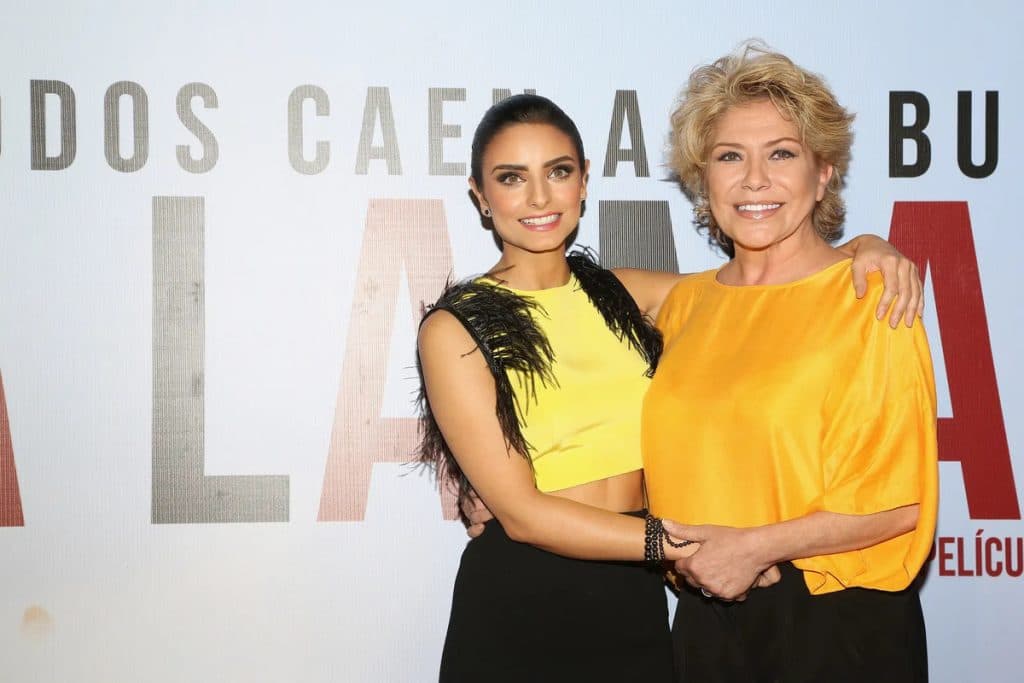 Aislinn Derbez revela la causa de la muerte de su madre