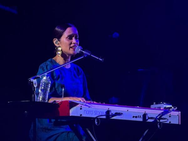 Julieta Venegas: Una voz atemporal en El Salvador