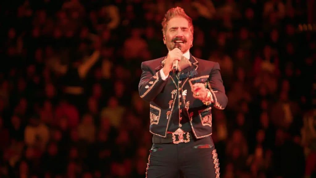 Alejandro Fernández regresa a El Salvador con su gira «De rey a rey»