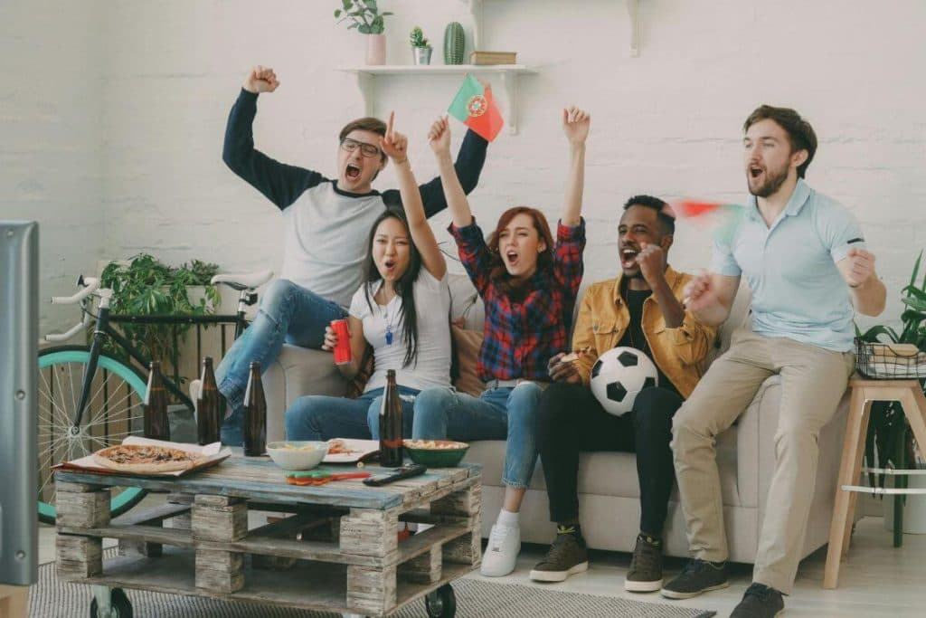 ¿Cómo armar reuniones para ver los partidos sin descuidar tu salud?