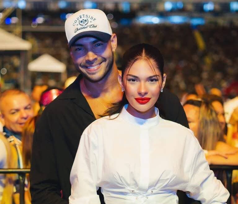 Sheynnis Palacios y Carlos Arias conquistan las redes con su romance