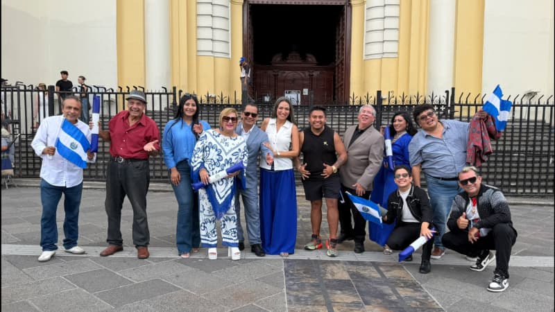 Cantantes salvadoreños unieron sus voces para lanzar el tema «Qué chivo está El Salvador»