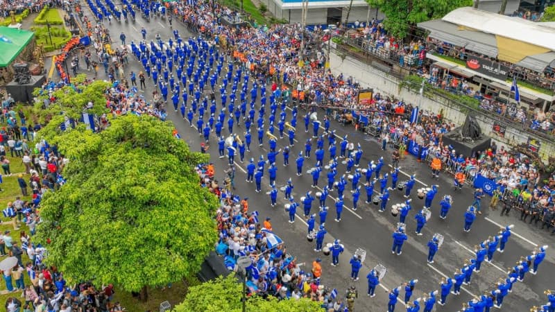 Más de 2,284 estudiantes desfilarán el 15 de septiembre en la capital salvadoreña