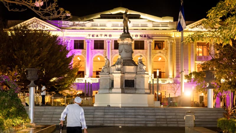 Así ha cambiado la Plaza Francisco Morazán desde que se inauguró hace 144 años
