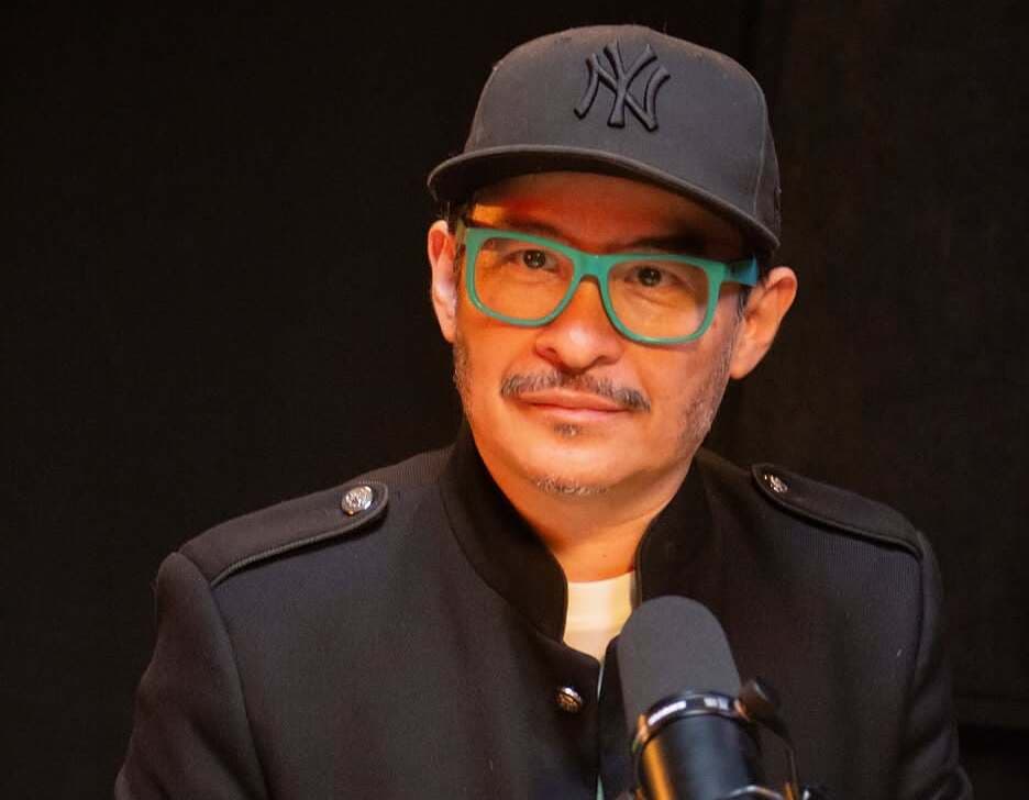 Cantante salvadoreño, Alex Oviedo sufrió un accidente cerebrovascular
