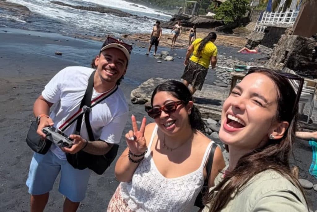 Influencer Ary Tenorio visita las playas de El Salvador