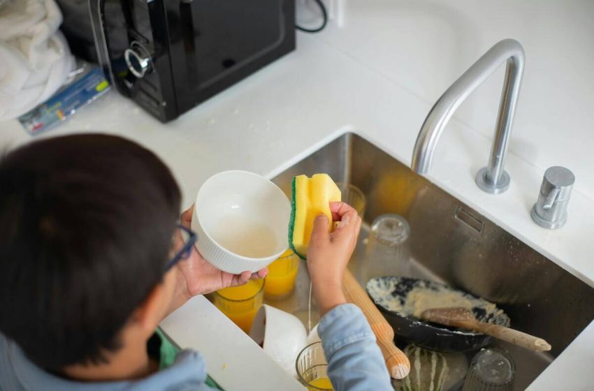  Los mejores tips para eliminar el mal olor de los platos y utensilios de cocina